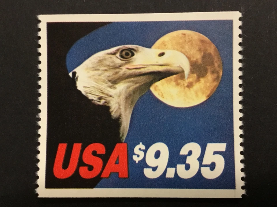 old stamp  USA  9.35 dollars EAGLE AND MOON 1983  MNH - Image 1 of 1
