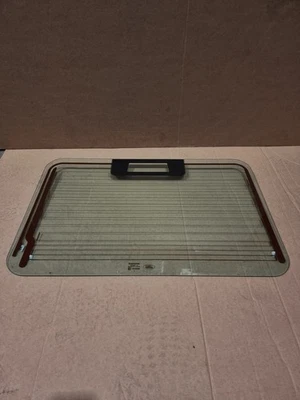 Land Rover Defender Heated Rear Window 2002 - 2016 LR042729 High Level Brake - Image 1 of 3