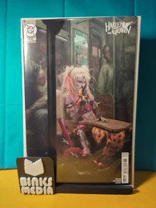 HARLEY QUINN #56 CVR C RAHZZAH CARTONCINO STOCK VAR 2025 - Foto 1 di 5