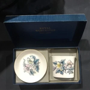 Royal Worcester Porcelain Pin Dish and Small pot - Picture 1 of 9