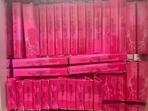 Mary Kay Signature Lip Gloss (Choose your color) - Picture 1 of 1