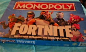 Monopoly E6603 Fortnite Edition Board Game Inspired by Fortnite Game Ages 13 NIB - Picture 1 of 6