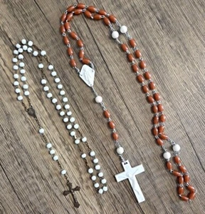 Set 2 rosari vintage rosario perline cattoliche religiose Made In Italy crocifisso - Foto 1 di 19
