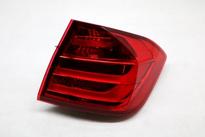 2014 BMW 328xi F30 REAR RIGHT DRIVER SIDE SIDE TAIL LIGHT 12 13 14 15 - Image 1 of 4