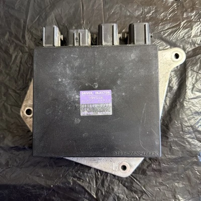 2013-2016 Lexus GS350 GS450H Fuel Injector Driver Control Module 89871-53010 OEM - Image 1 of 4