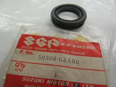 Bota Suzuki NOS NUEVA 59308-03A00 GSXR LT RM GSXR50 LT500 LT250 LT230 RM80 1985-95 Foto 1 de 2