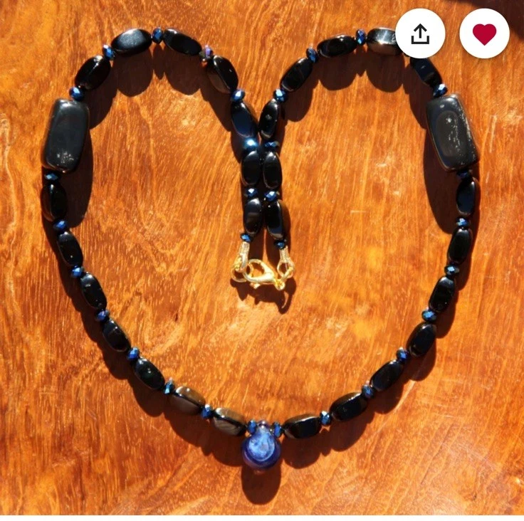 Collar Talismán Giorgio Tsoukalos Itty Bitty Antiguos Extraterrestres ÚNICO EN SU CLASE DIFÍCIL DE ENCONTRAR Raro Foto 1 de 4