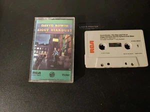 DAVID BOWIE The Rise and Fall of Ziggy Stardust Spiders Mars Cassette AYK1-3843 - Picture 1 of 6