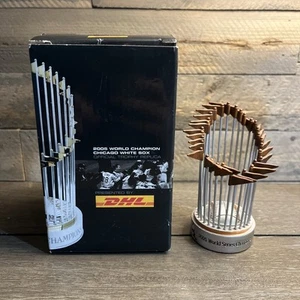 2005 World Series Champions Chicago White Sox Replica Trophy DHL 4 1/2" - Picture 1 of 3