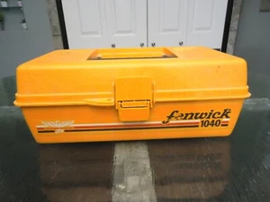 VINTAGE FENWICK 1040 ORANGE SMALL FISHING TACKLE BOX ^ - Picture 1 of 7