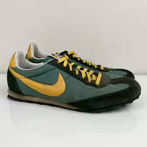 VTG Nike Men’s Size 11.0 Oregon Waffle Pine Tree Green Yellow Shoes Beaters! - Picture 1 of 15