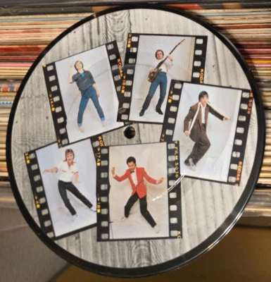 the Kinks - Predictable Picture Disc ~1981 ARIPD-426 Record Made in England~ - Image 1 of 2