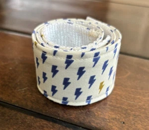 Lightning Bolt Armband Slap Band Bracelet Cool Electric Charge Chargers Logo - Bild 1 von 4