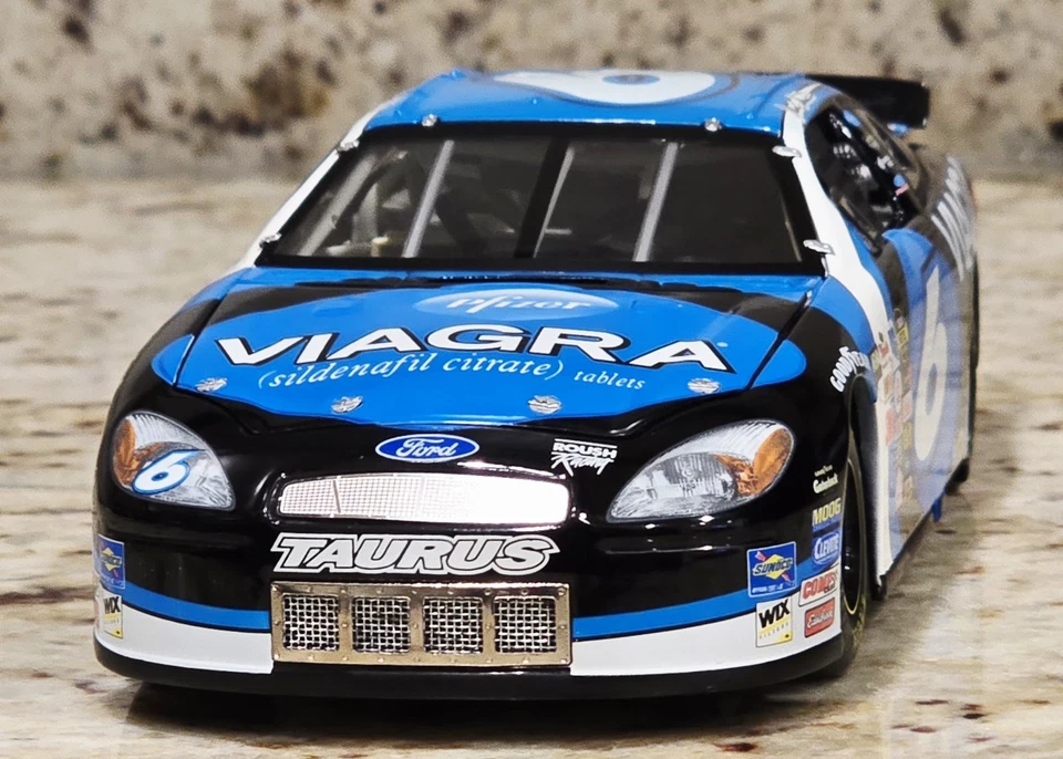 Ford Taurus 2005 #6 Mark Martin Viagra 1:24 diecast equipo calibre preferido Foto 1 de 4