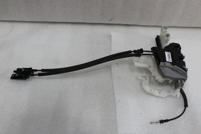 Actuador de bloqueo de pestillo de puerta delantera izquierda Hyundai Tucson 2016 2018 2019 2020 2021 Foto 1 de 4