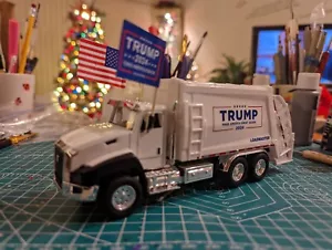 Camión de basura Trump 2024 escala 1:50 - Imagen 1 de 6
