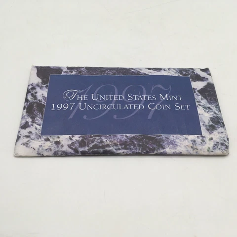 1997 US Mint 12 Coin Uncirculated Set Complete Philadelphia & Denver Cover
