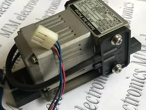 Bomba de aspiradora de aire APN-4002-ERC IWAKI DC24V 9,33 kPa 250 mA - Imagen 1 de 4
