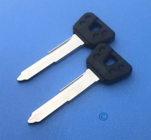 Ignition Blank Key Uncut Fits Yamaha YP 250 400 Majesty X-Max Skyliner XJ6 - Picture 1 of 2