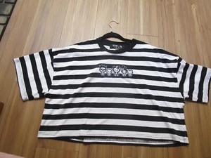 NEW W/TAGS FOREVER 21 HELLO KITTY & FRIENDS HALLOWEEN SKELETON CROP TOP~SIZE 2XL - Picture 1 of 16