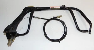 Honda HRX217 HKA Maniglie Cauzione Manuale Volano Freno E Frizione Leve Cavo - Foto 1 di 6