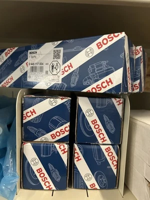 NUEVO ORIGINAL Inyector de Combustible Diesel Bosch para AUDI Q7 y VW TOUAREG 0445117004 Foto 1 de 4