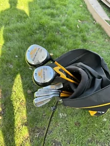 Cobra Jr. SZ Full Set (Driver, 3W, 6 & 8 Irons, PW, Putter) & Stand Bag - Picture 1 of 3