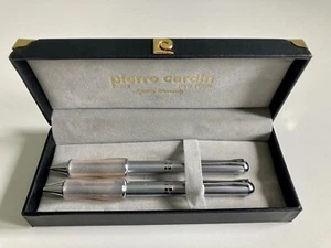 Vintage Pierre Cardin Paris-New York Silver Pen Pencil Set Comfort Grip - New - Picture 1 of 6