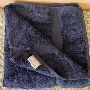 Matouk Bath Towel Navy Hem Edge 28 x 54 in 1.5 in Band 100% Cotton @ - Picture 1 of 5