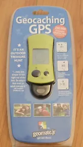 Geomate Jr Geocaching GPS Green/Blue 250k Preloaded Geocaches NEW IN PACKAGE - Picture 1 of 2