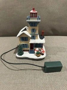 Hallmark Christmas Ornament 2015 HOLIDAY LIGHTHOUSE 4th in Series - Picture 1 of 6