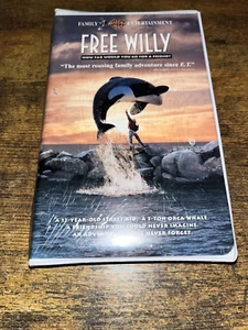 Free Willy 1 Original 1993 VHS Clamshell Case Movie FACTORY SEALED & NEW - Picture 1 of 2