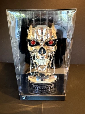 Terminator 2 Endoskull 6-Disc Ltd Ed Collector’s Set Blu-ray DVD WORKING SKULL! - Image 1 of 4