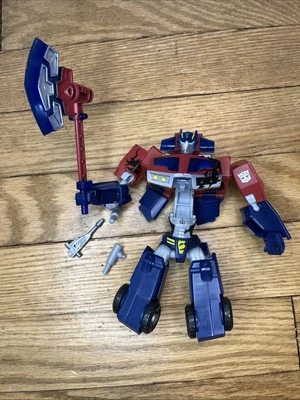 2007 TOMY Transformers Animated The Battle Begins Deluxe Autobot Optimus Prime - Image 1 of 4