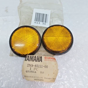 Genuine Yamaha GT80 DT100 DT125 DT250 DT400 RD125 RD200 QT50 Reflector Fr Fork - Picture 1 of 4