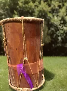 VINTAGE NATIVE AMERICAN HANDMADE LARGE POW WOW TAOS DRUM - Picture 1 of 10