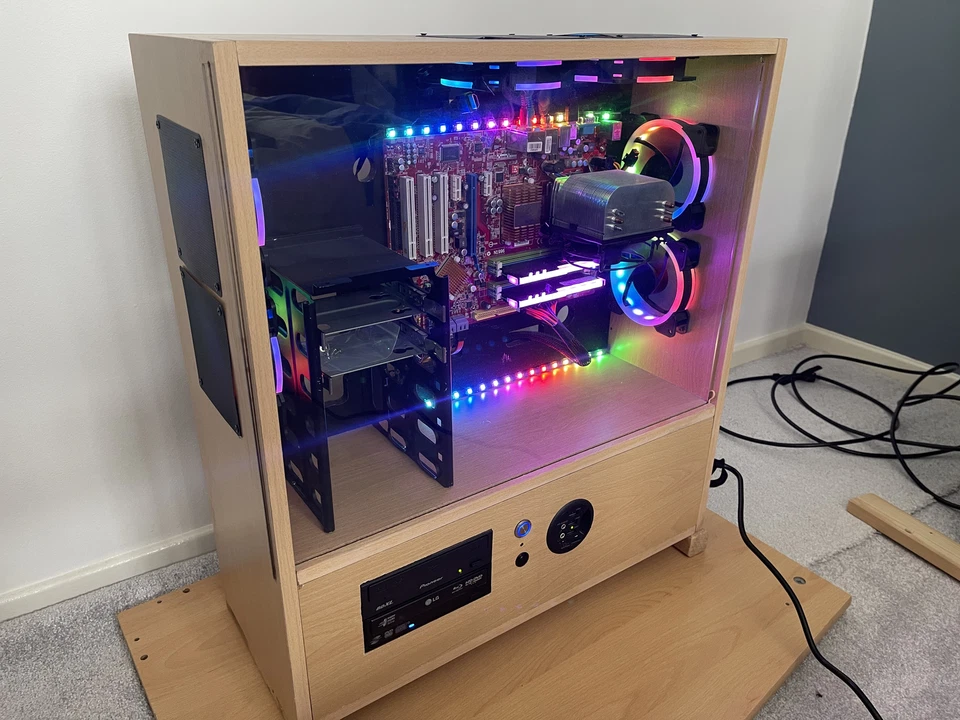 Wall mounted custom made Wooden PC case (ATX) - Image 1 of 4
