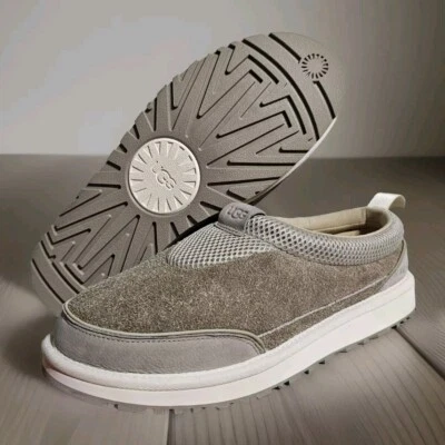 Chinelo Masculino de Camurça UGG Tasman IOE (Dentro Exterior de Todos os Lugares) Bege Tamanho 10 NOVO - Imagem 1 de 4