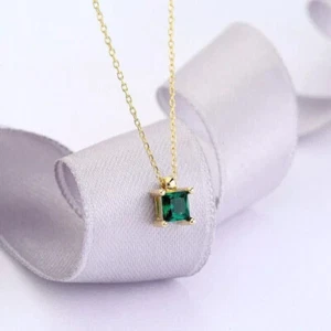2CT Princess Cut Emerald Solitaire Women Pendant Necklace 14K Yellow Gold Plated - Picture 1 of 8