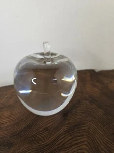 Royal Krona Sweden Full Lead Crystal Apple Great Condition - Picture 1 of 7