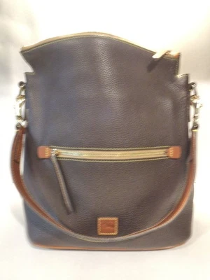 BOLSO DE HOMBRO TOTE Dooney & Bourke marrón oscuro de cuero granulado Foto 1 de 4