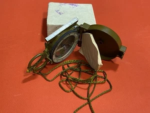 CHINESE MILITARY FIELD COMPASS-OLD UNUSED STOCK - Picture 1 of 10