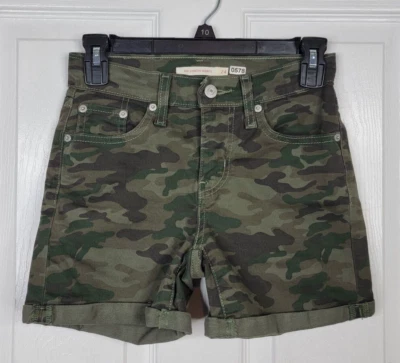 Pantalones Cortos Levis Para Mujer Camuflados Largo Medio Puños Elastizados Juniors Talla 24 Foto 1 de 4