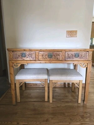 Mesa consola clásica de madera de olmo china Ethan Allen vintage 1997 y dos taburetes Foto 1 de 4