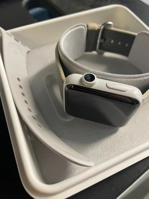 Apple Watch Edition Series 2 White Ceramic 42mm Used Excellent Condition - Image 1 of 3