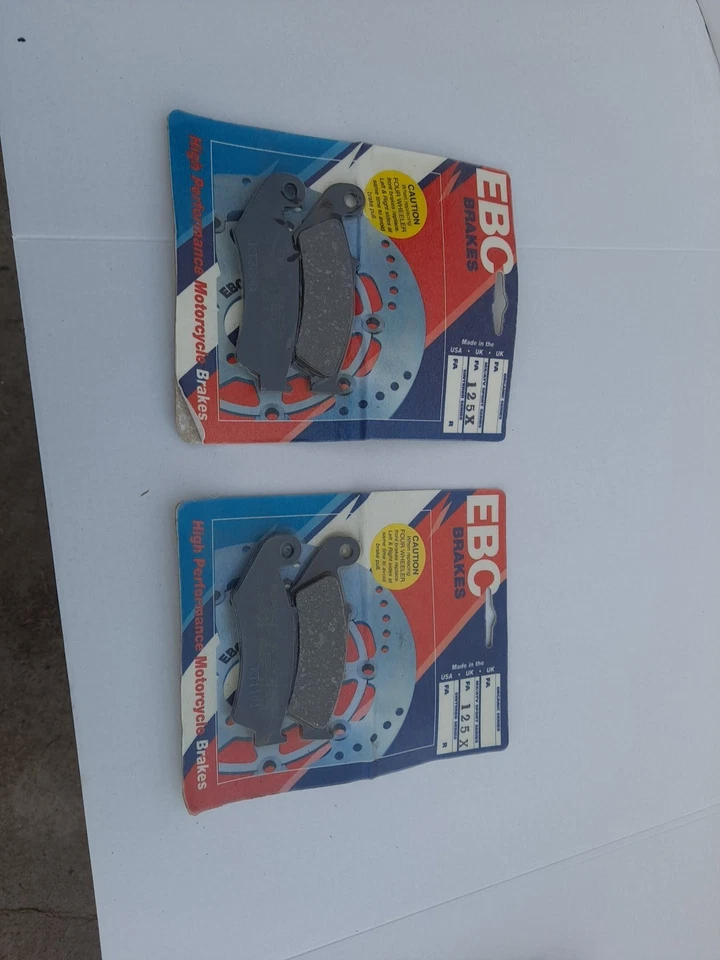Pastillas de freno de carbono CR125 CR250 CR500 EBC serie X FA125X Honda CR 125-500 H3 Foto 1 de 2