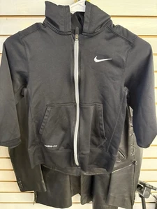Girls Nike Therma Fit Black Hoodie Size S - Picture 1 of 3