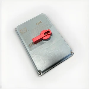 🔴HUBBELL HBLDS6VFD 60 A Disconnect Switch 4X 12k 600V Non Fusible‼️B - Foto 1 di 3