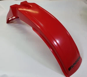 Style moteur aile avant 50/80cc rouge - Photo 1/1