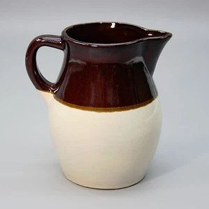 Brocca da cucina vintage RRP Roseville Art Pottery 6" marrone smalto avorio utilità USA - Foto 1 di 10